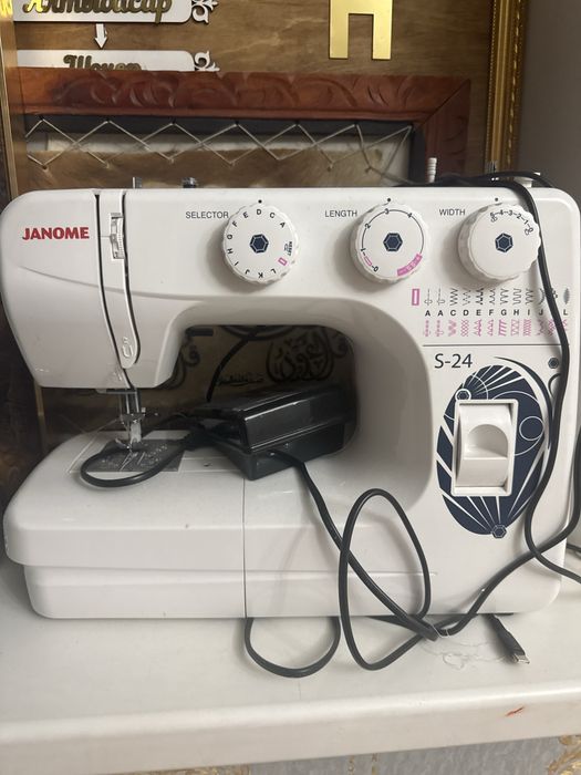 Janome  S-24 швейная машина