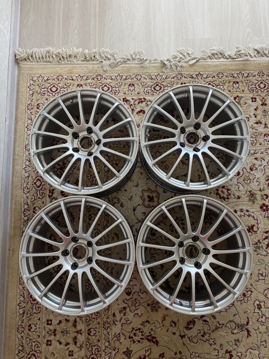 Диски Yokohama Advan Connoisseur R17