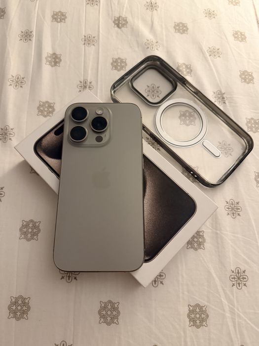 Iphone 15 pro 128 Gb