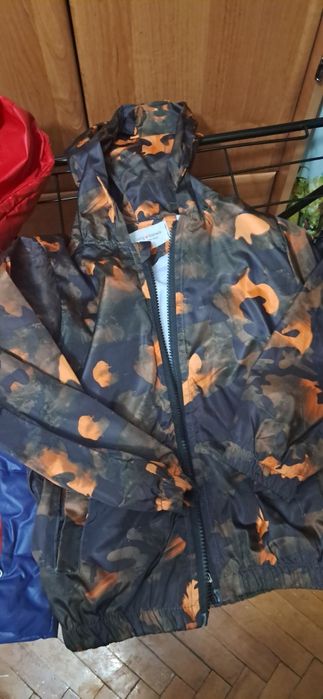 Куртки на мальчика