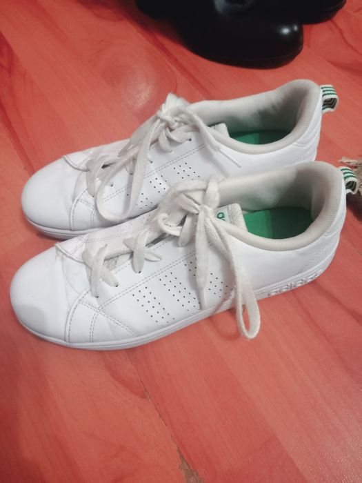 Adidasi marca adidas ,stare foarte buna