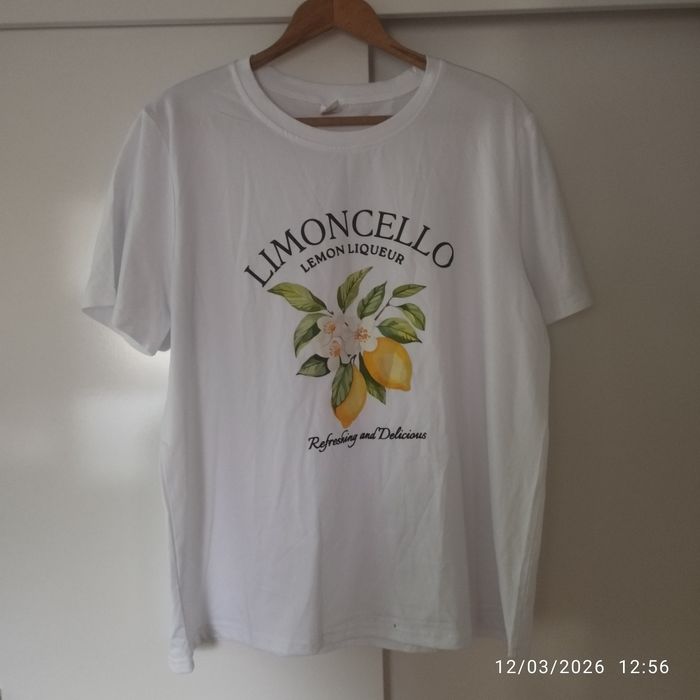 Нова дамска тениска с лимони размер Хл