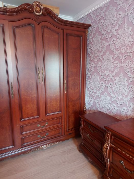 Спальный гарнитур