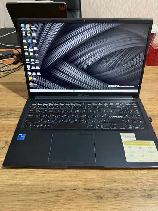 ASUS VivoBook X1504ZA noutbuki sotiladi (12-avlod Intel Core i5)