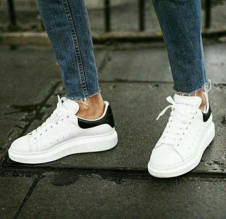 Adidasi dama si barbati Alexander McQueen premium