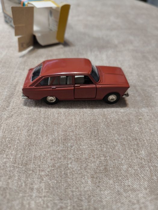 Иж СССР мащаб 1/43...
