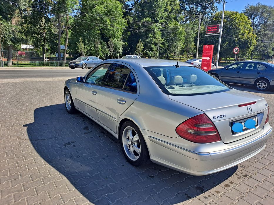 Mercedes e220d w211