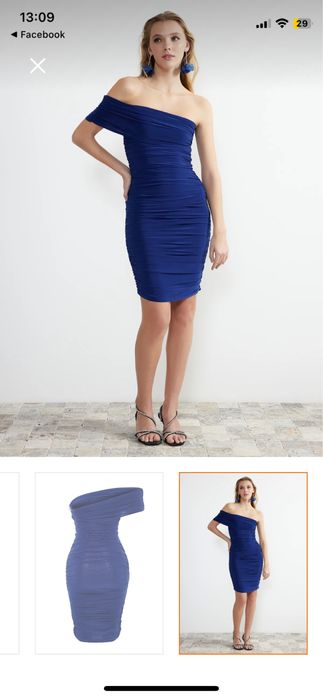 Синя къса рокля по тялото