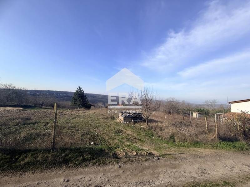 Урегулиран поземлен имот за продажба, в м-т Боровец Север, Варна, на 7