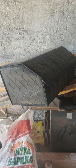 Чемодан автомобильный органайзерв багажник  без изъян