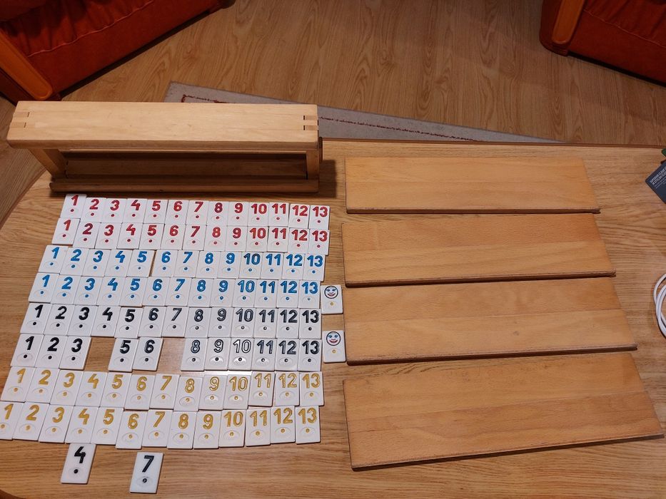 Joc rummy,  DARO , Medias