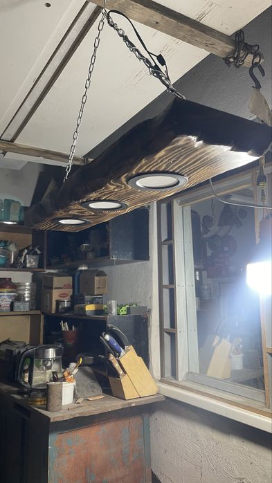 Люстры из дерева