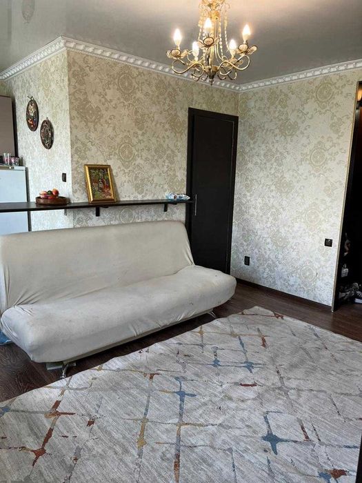 продам 3-х комнатную квартиру