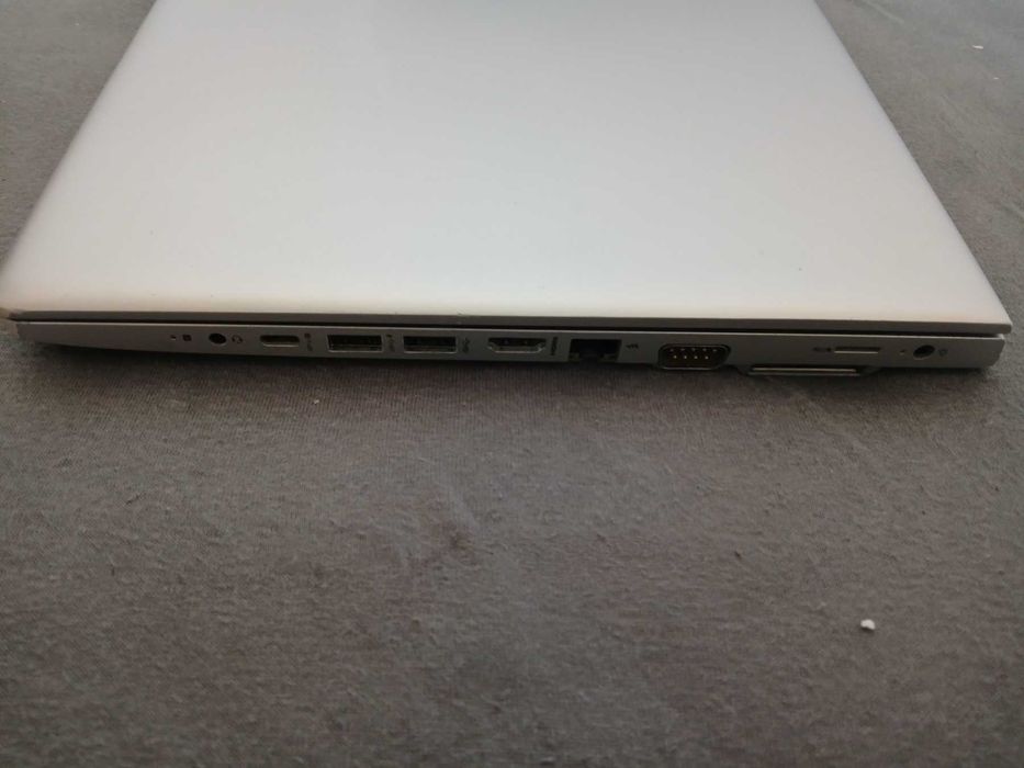 Лаптоп HP 512GB i5 8GB Ram