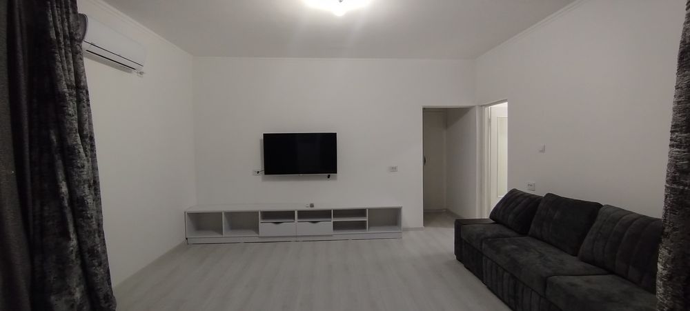 Аренда, 1 в 2, Рисовый базар, банковской дом