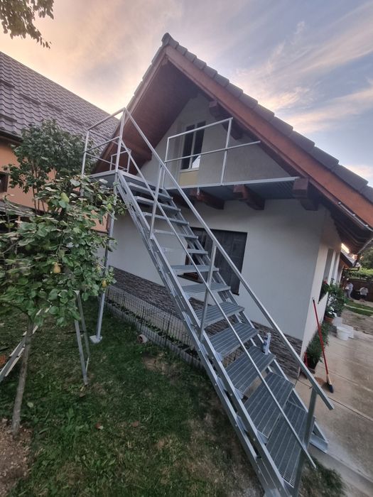 scări metalice galvanizate