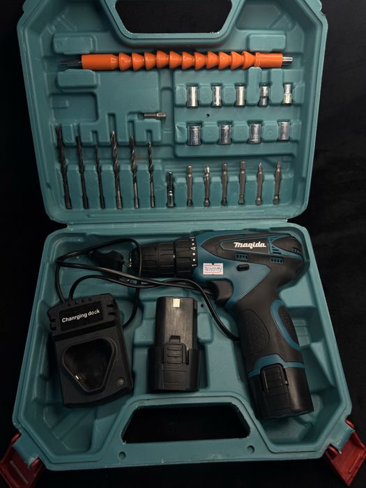 Шуруповерт Makita Aktiv Lombard