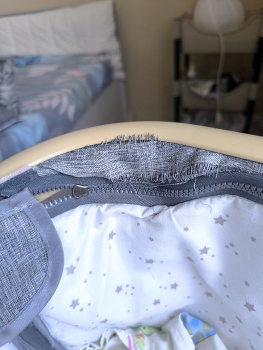 Продам приставную люльку-манеж