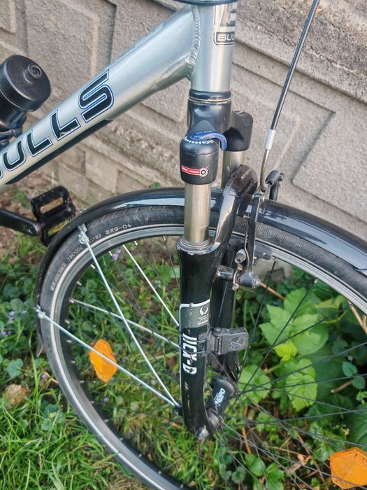 Bicicleta treeking bulls roti 28