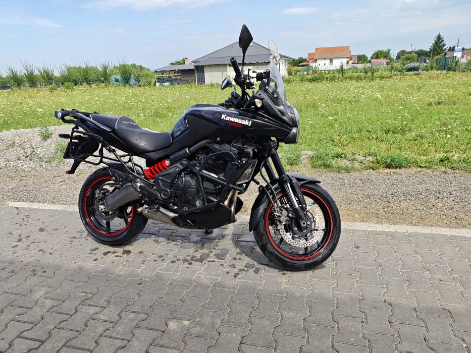 Vand Kawasaki versys 650 complet echipata