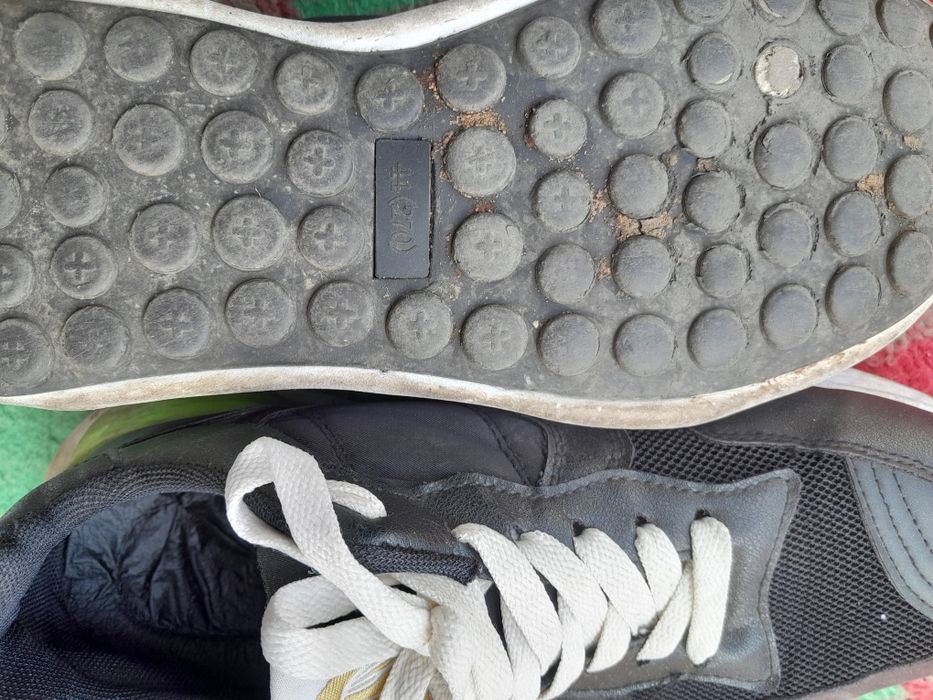 Обувь буу по 200тг