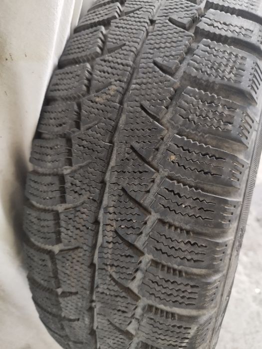 Резина всесизонка. 185/65R14