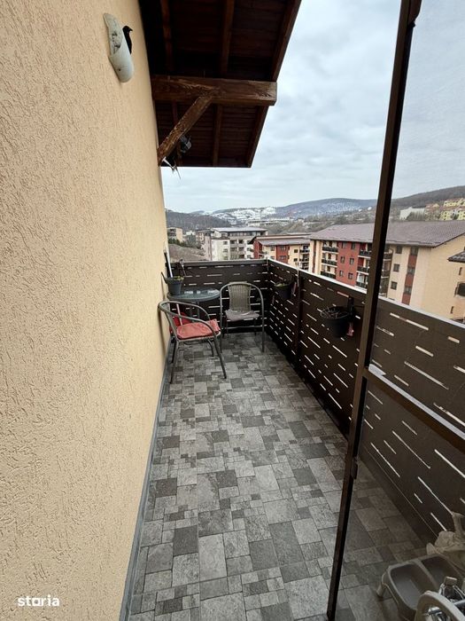 Apartament de 4 camere pe 2 nivele, 120 MP, 2 bai, zona Stejarului — fotografia 3