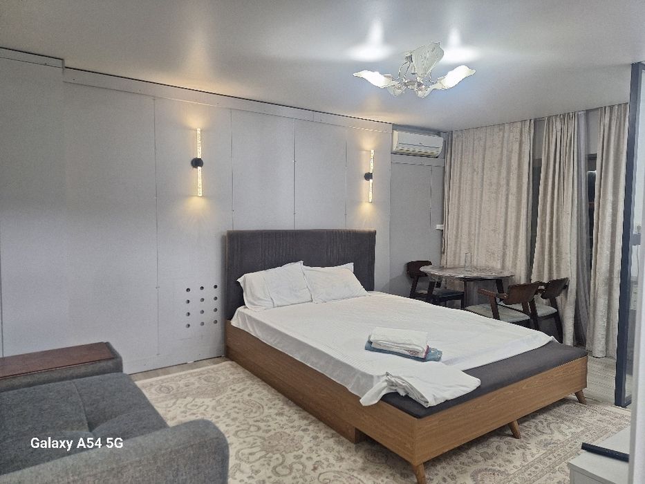 Караван сарая Венеций десять минут пешком 1комн 12000 тг