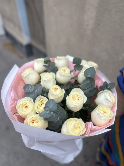 букет продается 7000