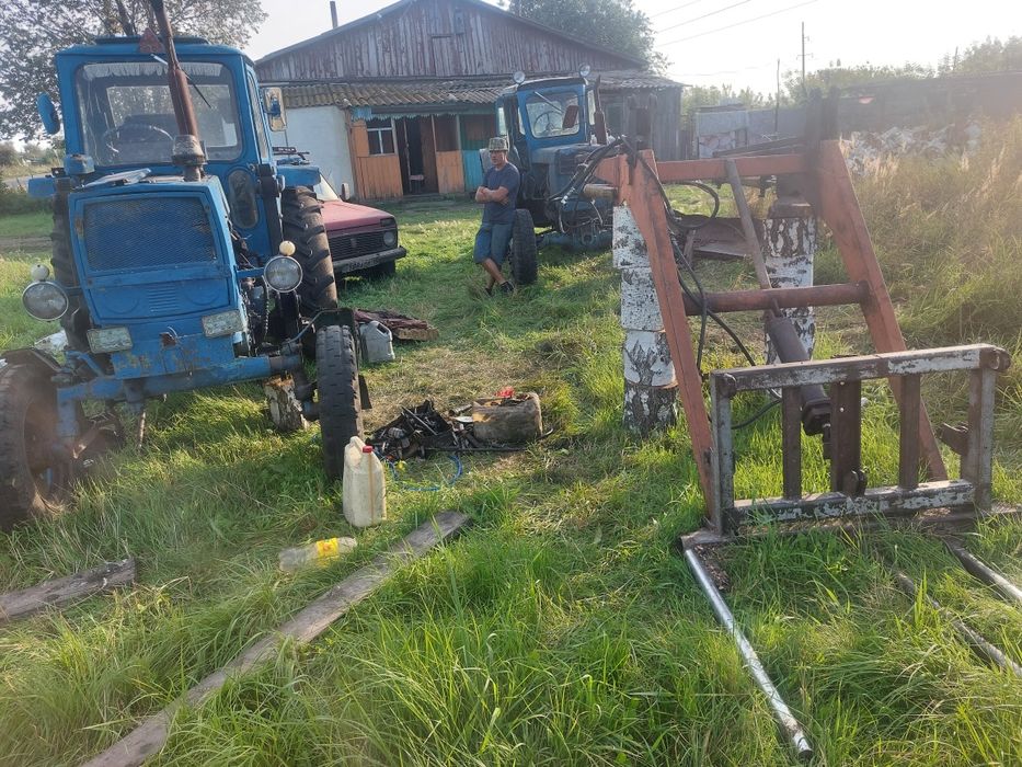 Продам трактор с куном