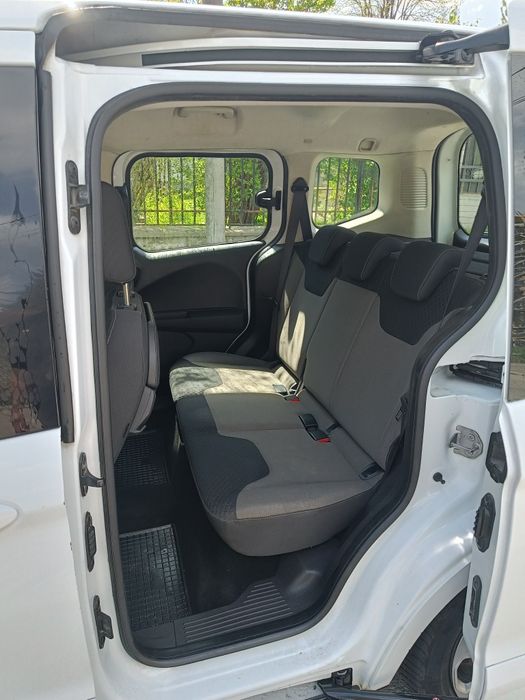 Ford  Courier 2015. 1.5 tdci