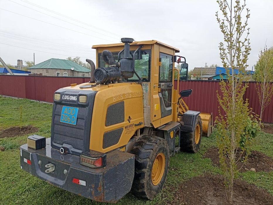 Погрузчик Лугонг т916