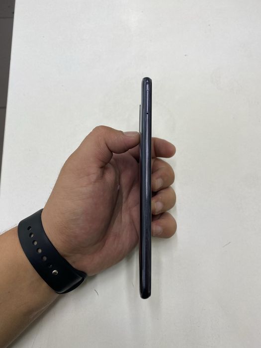 Redmi Note 10S (128GB) в идеальном состояний