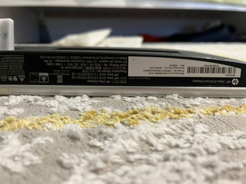 Монитор HP es24 в хорошем состояний