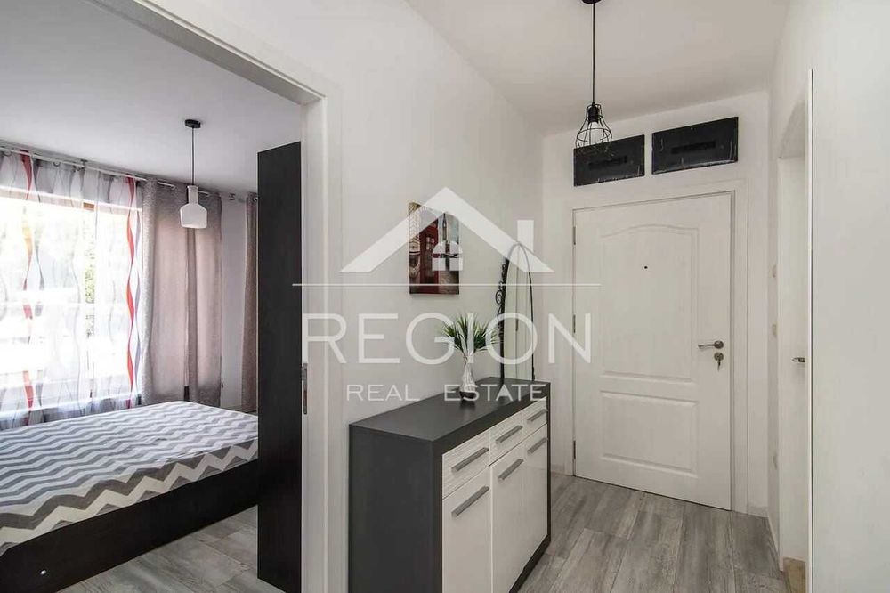 Дава се под наем Тристаен апартамент в к.к. Златни пясъци - 142 кв.м за 900 € - Снимка #4