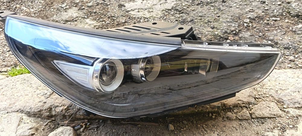 Десен Фар за хюндай и30 2020