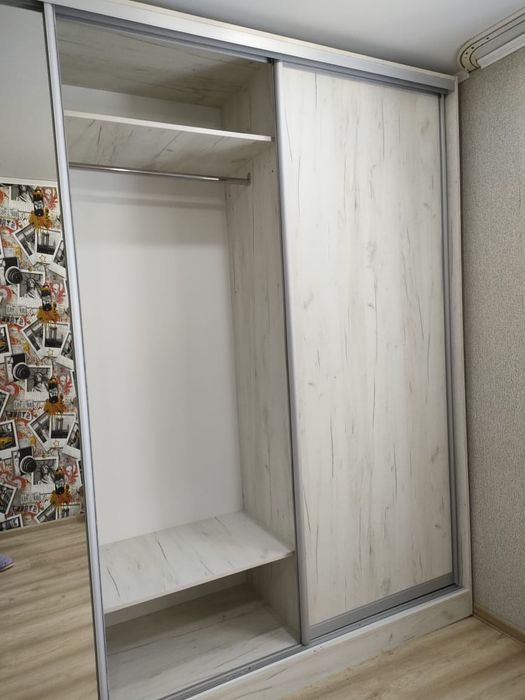 Продам шкаф купе