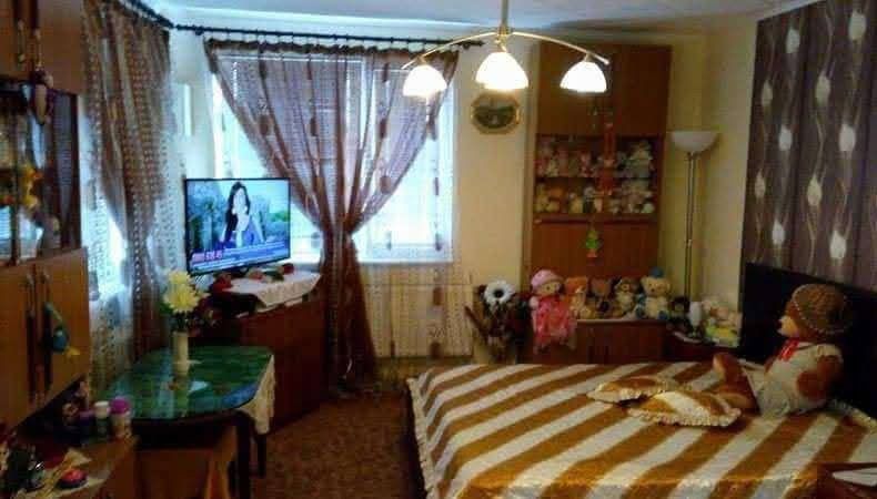 Продавам масивна триетажна къща в гр.Трявна