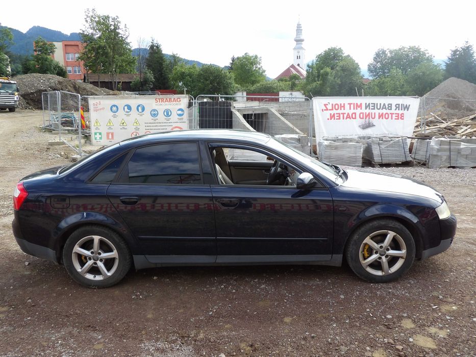 AUDI A4 2001 — imagine 2