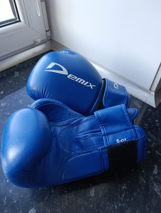 Перчатки боксерские детские и подростковые