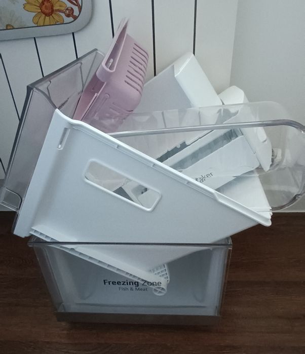 Продам холодильник LG side-by-side