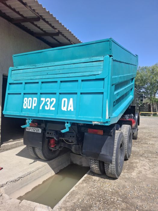 Kamaz sotiladi; narxi 1300$