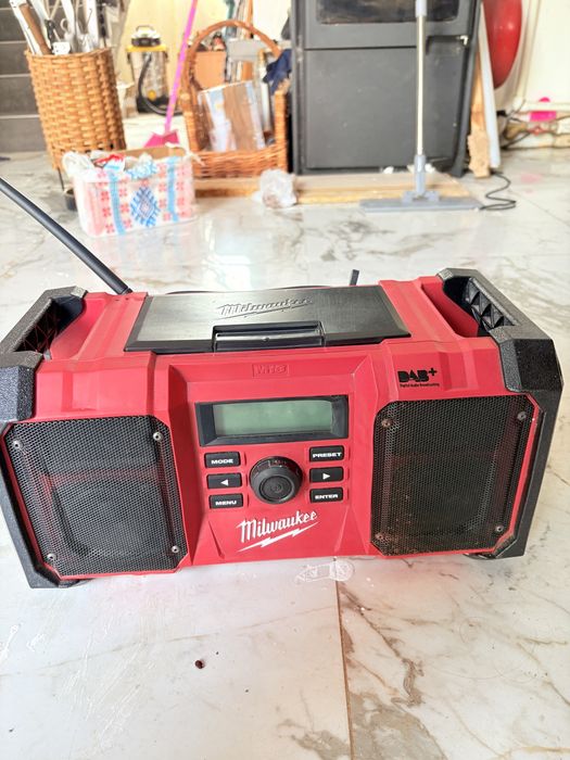 Boxă / Radio Milwaukee M18 JSRDAB+ – DAB+/FM, alimentare 230V