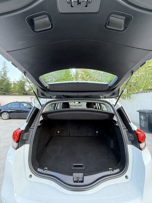 Renault Scenic 4 / 1.2 Benzina / 2017 / Euro 6 / INMATRICULATA / Distributie + revizie