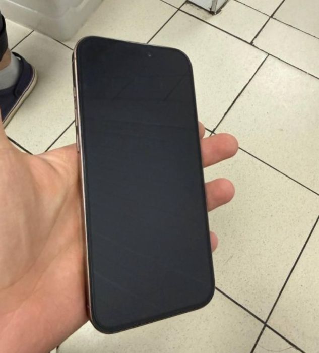 Продам айфон 16 про Макс