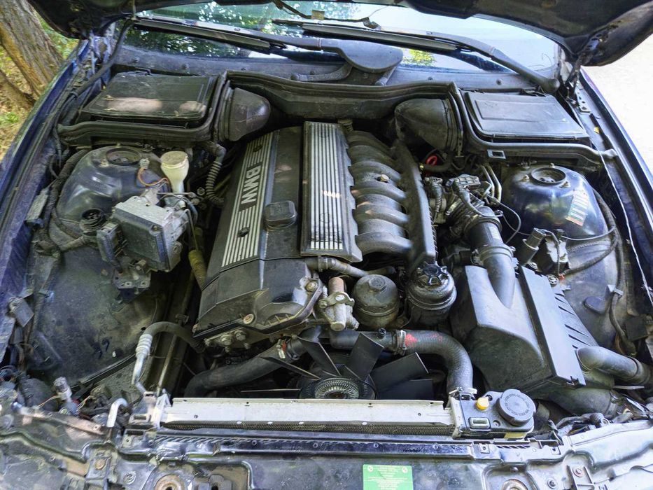На части: BMW E39 520I M52B20 150кс.