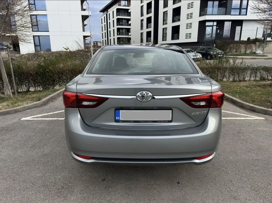 Toyota Avensis Гаранция Toyota Relax до юли 2027г.