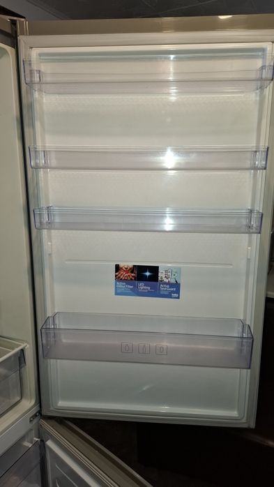 Combină frigorifica Beko 420  litri
