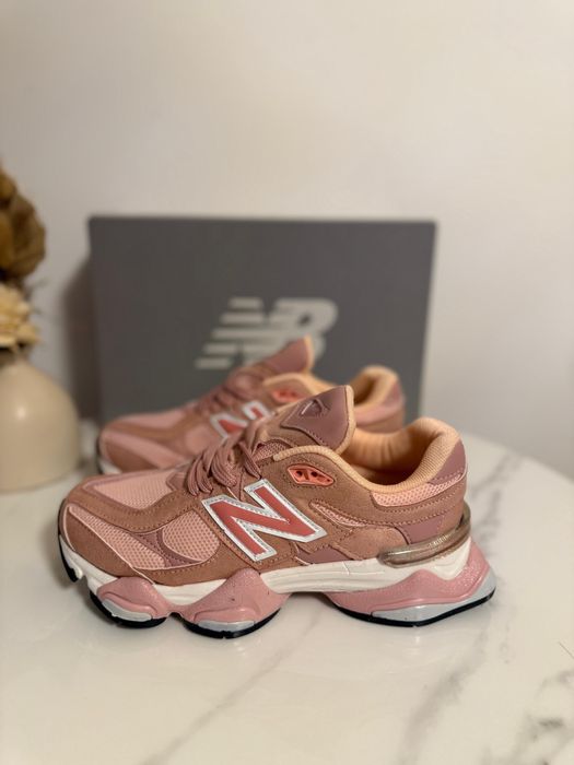Adidasi New Balancr 9060 Roz