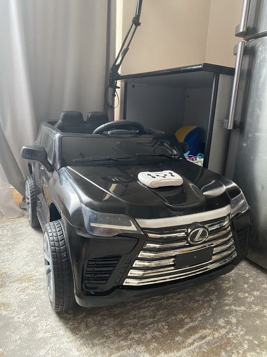 Продам Детскую машину